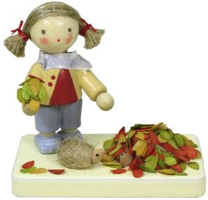 Flade Mädchen mit Igel  (Flade 5266) Mädchen mit Igel